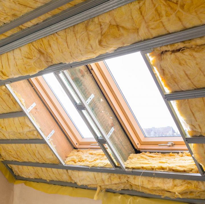 Comptez sur nous pour isoler correctement vos espaces sous toiture !